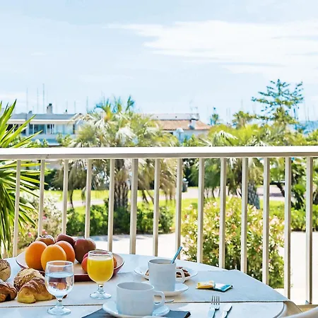 Lejlighedshotel Pierre Et Le Port Hyères