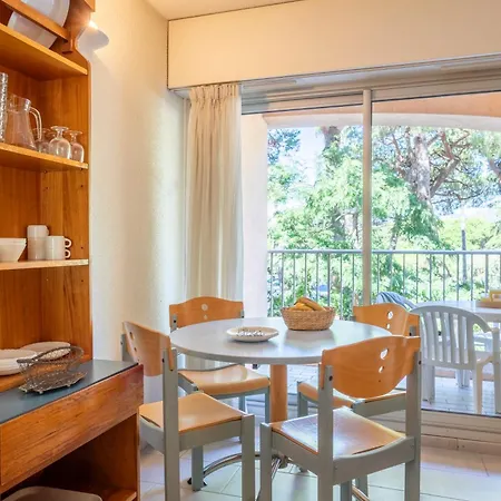 Pierre Et Le Port 3*