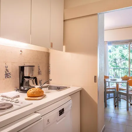 Apart-hotel Pierre Et Le Port Hyères