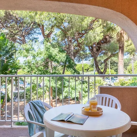 Résidence Pierre Et Le Port Apartahotel Hyères