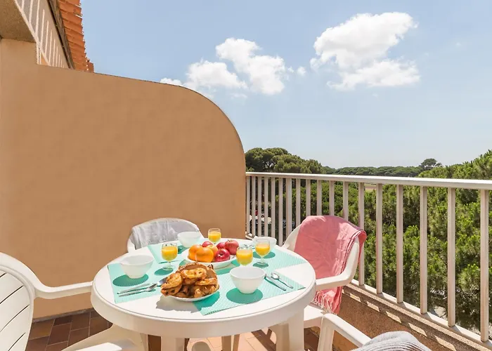 Apart Otel Pierre Et Le Port 3*