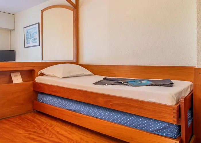 Pierre Et Le Port 3* Hyères