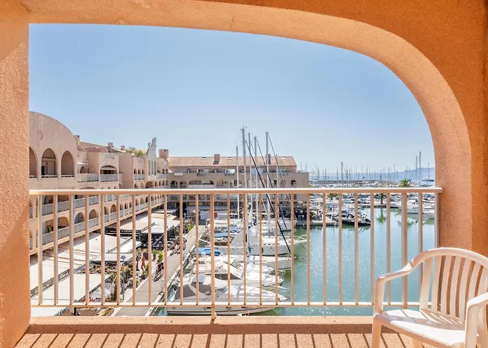 Apart Otel Pierre Et Le Port Hyères